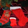 プレゼントを入れるためのクリスマスの靴下を作る方法
